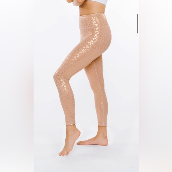BNWT Zyia Gold Leopard tights - Picture 1 of 4